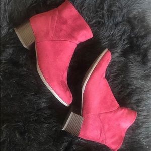 Red/Burgundy booties